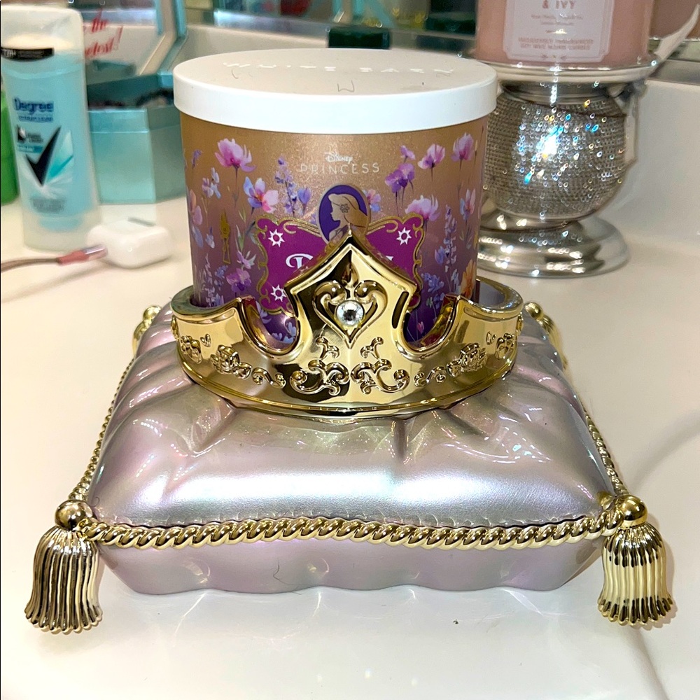 Bath & body Works princess Rapunzel candleholder